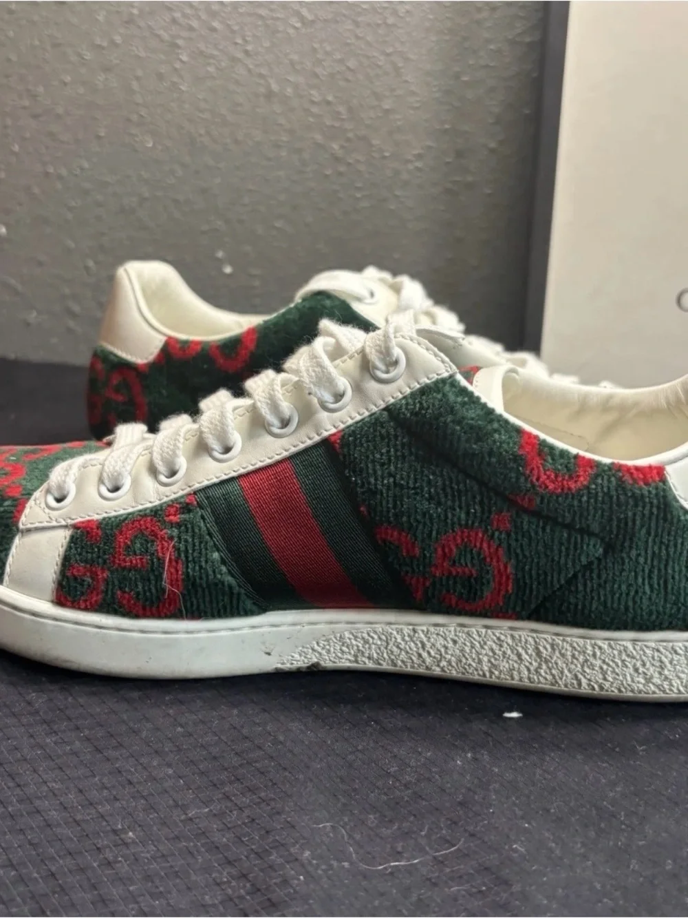 Size 7.5B- Gucci Ace GG Leather Velvet Logo Sneakers Lightly Worn/Retail $750!
